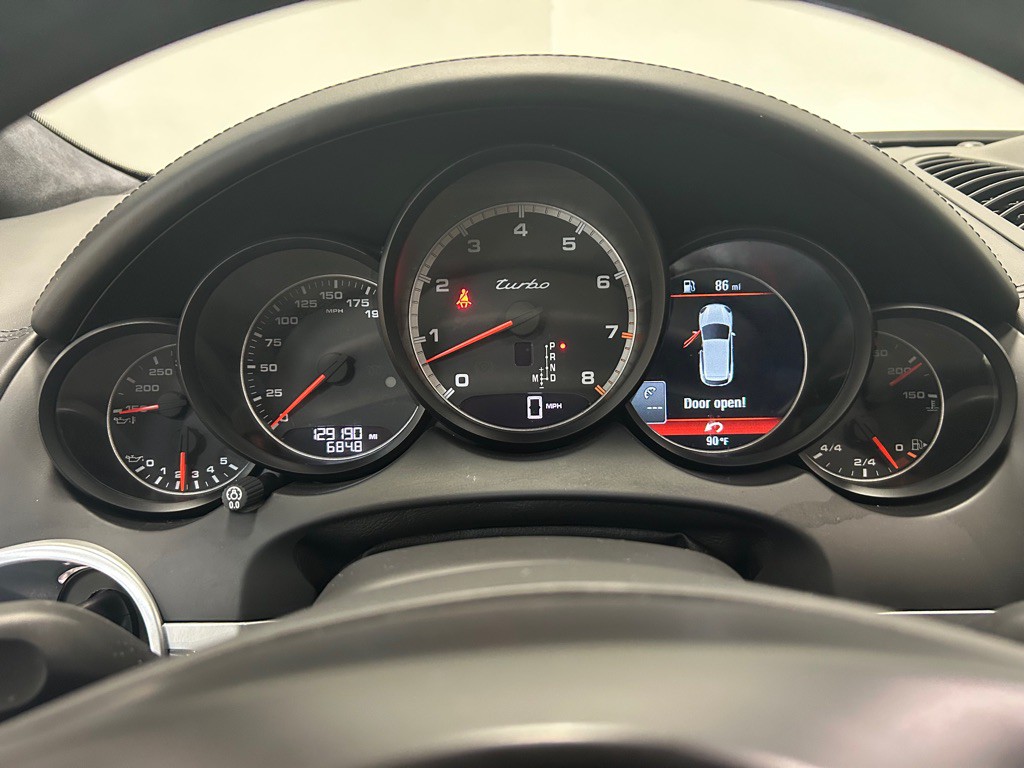 2013 Porsche Cayenne Image 17