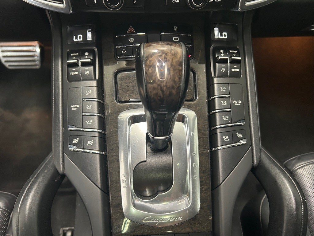 2013 Porsche Cayenne Image 22