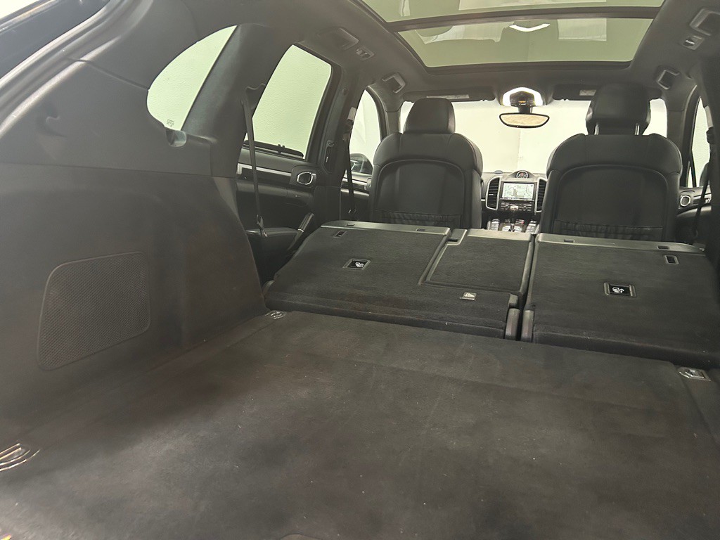 2013 Porsche Cayenne Image 41