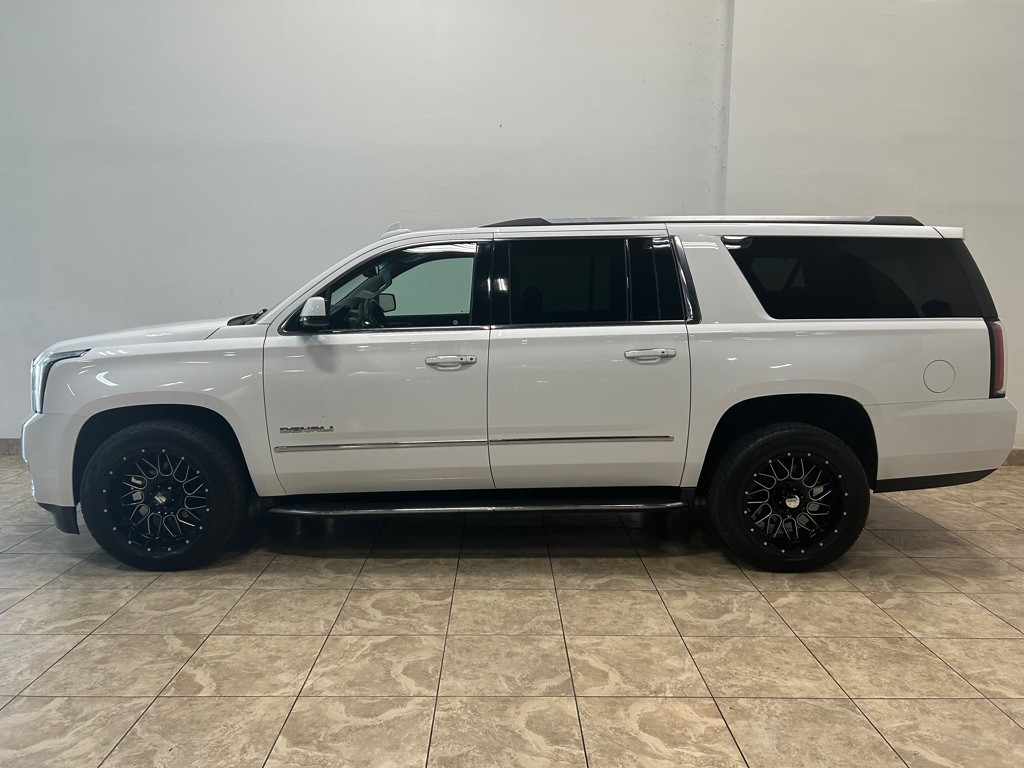 2020 GMC Yukon Image 2