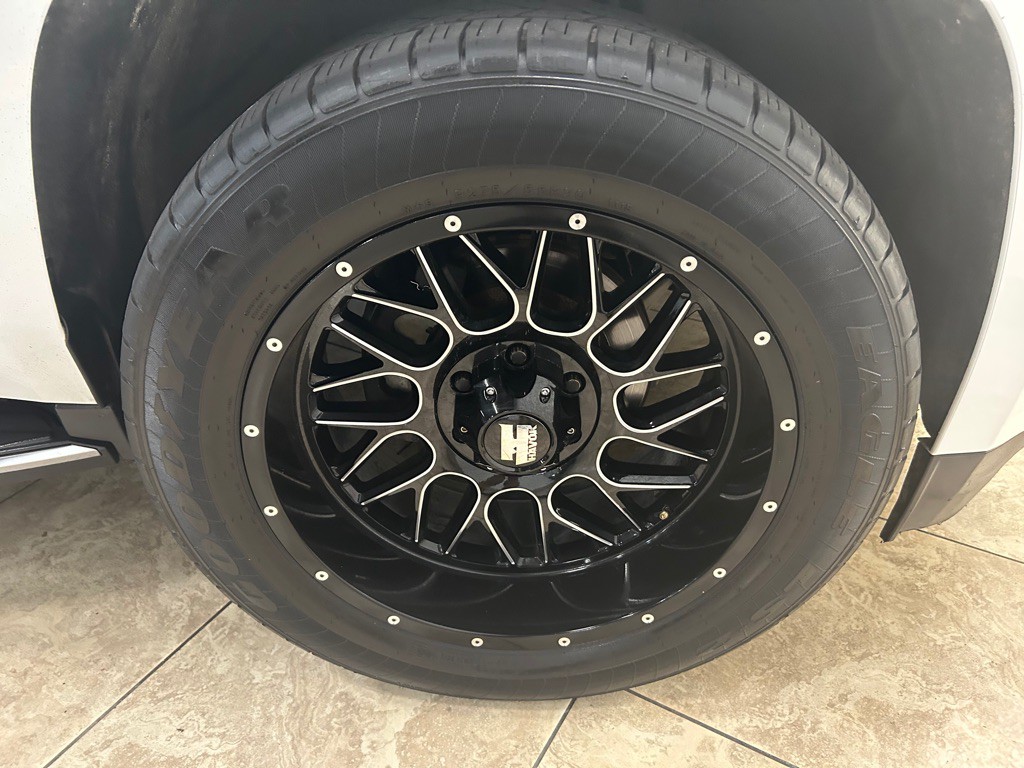 2020 GMC Yukon Image 14