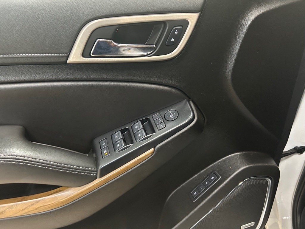 2020 GMC Yukon Image 16