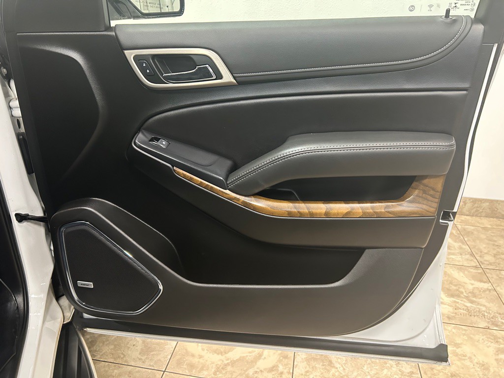 2020 GMC Yukon Image 27