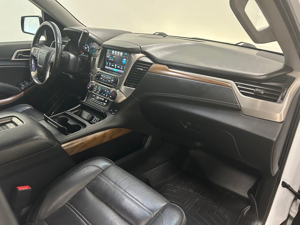 2020 GMC Yukon Image 29