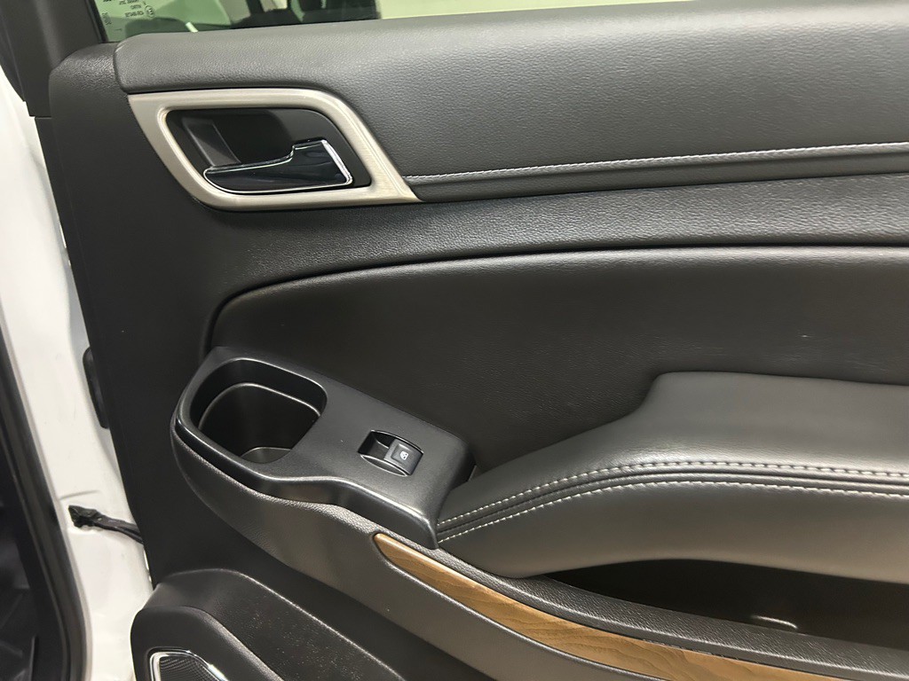 2020 GMC Yukon Image 37