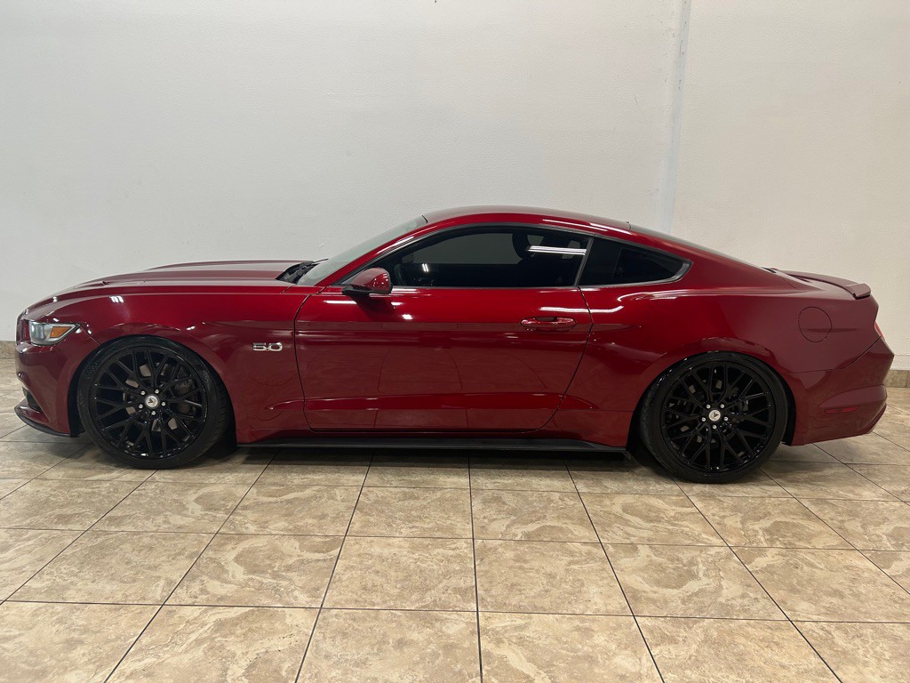 2016 Ford Mustang Image 3