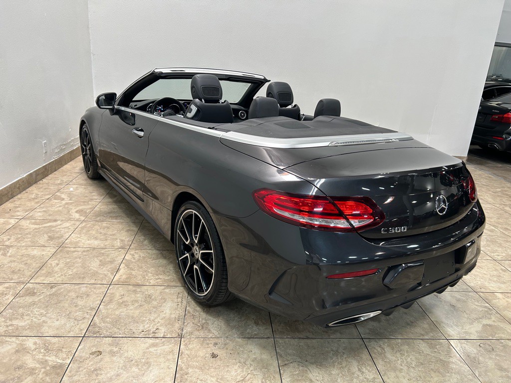 2019 Mercedes-Benz C-Class Image 9