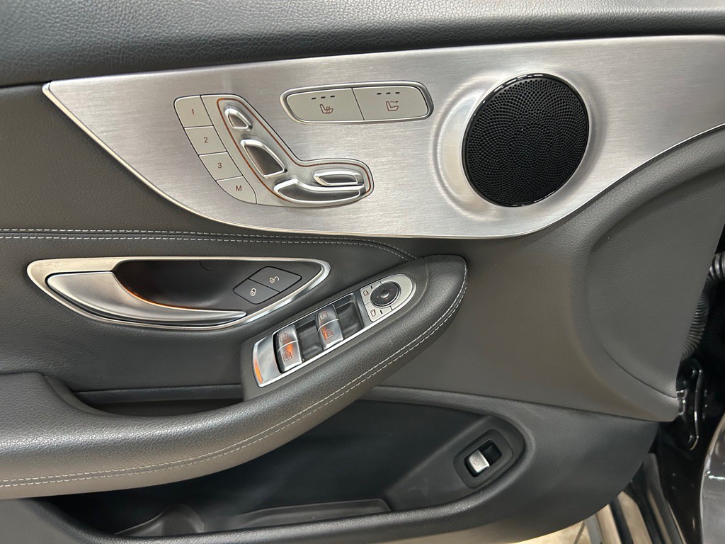 2019 Mercedes-Benz C-Class Image 17