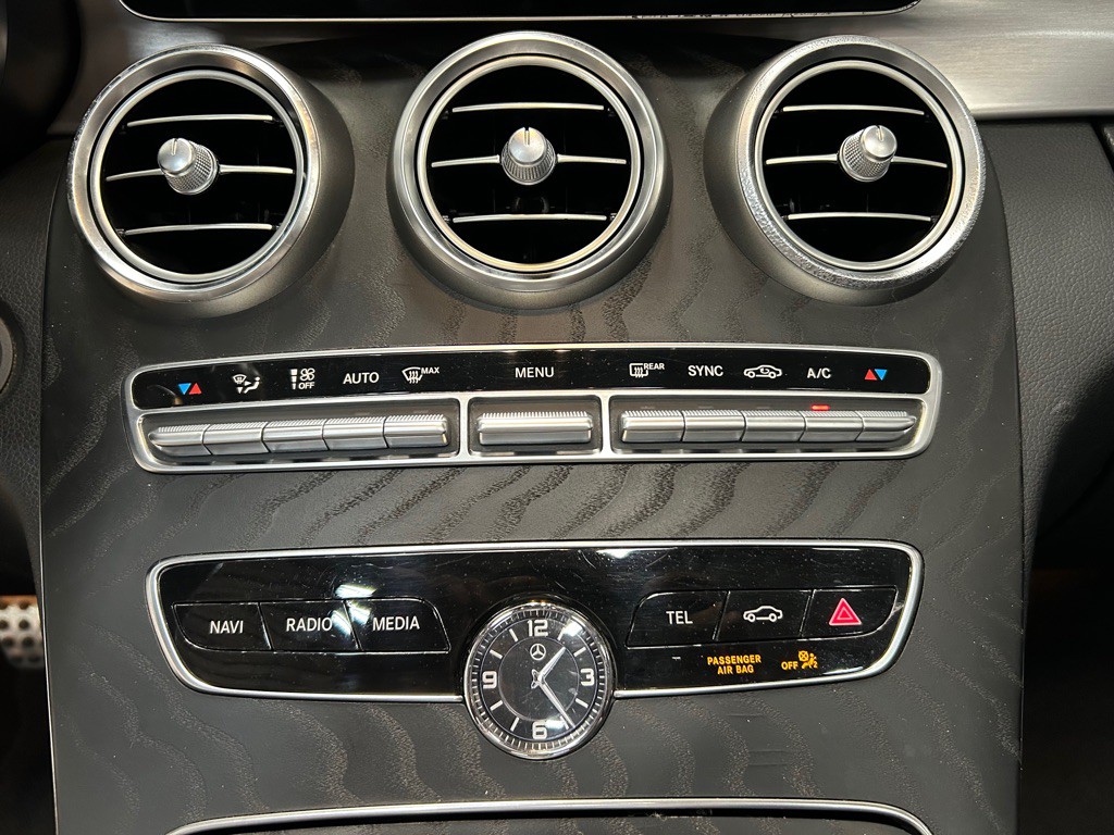 2019 Mercedes-Benz C-Class Image 25