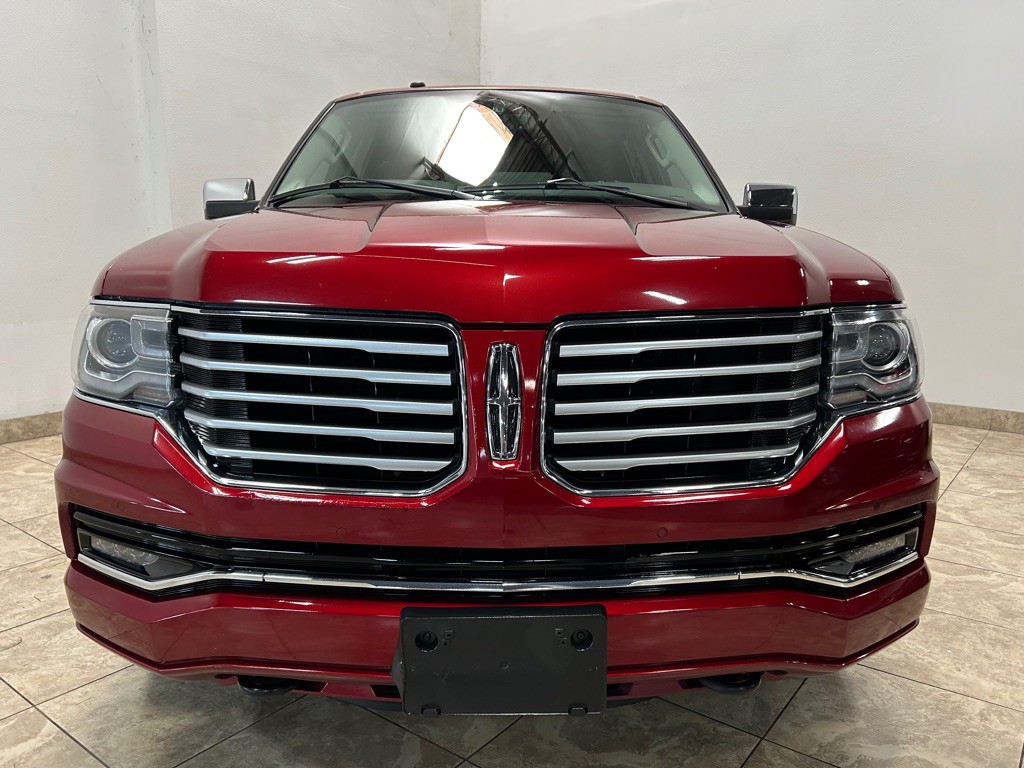 2017 Lincoln Navigator Image 3