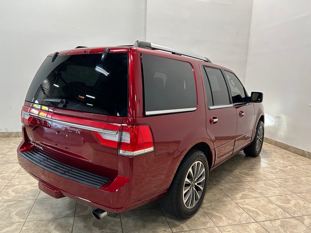2017 Lincoln Navigator Image 7