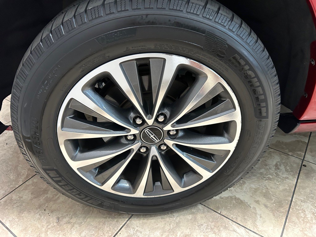 2017 Lincoln Navigator Image 14