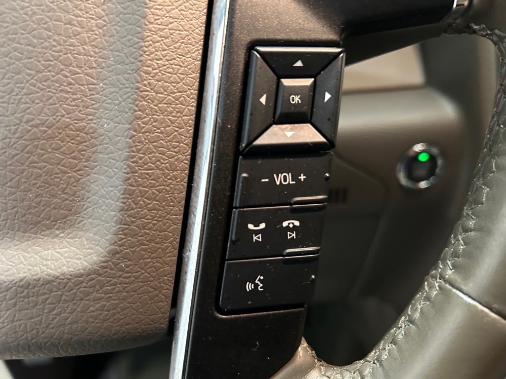 2017 Lincoln Navigator Image 20