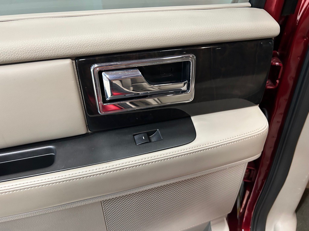 2017 Lincoln Navigator Image 37