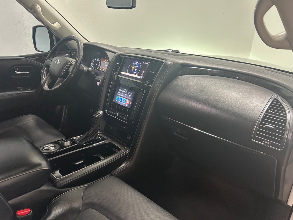2020 INFINITI QX80 Image 32