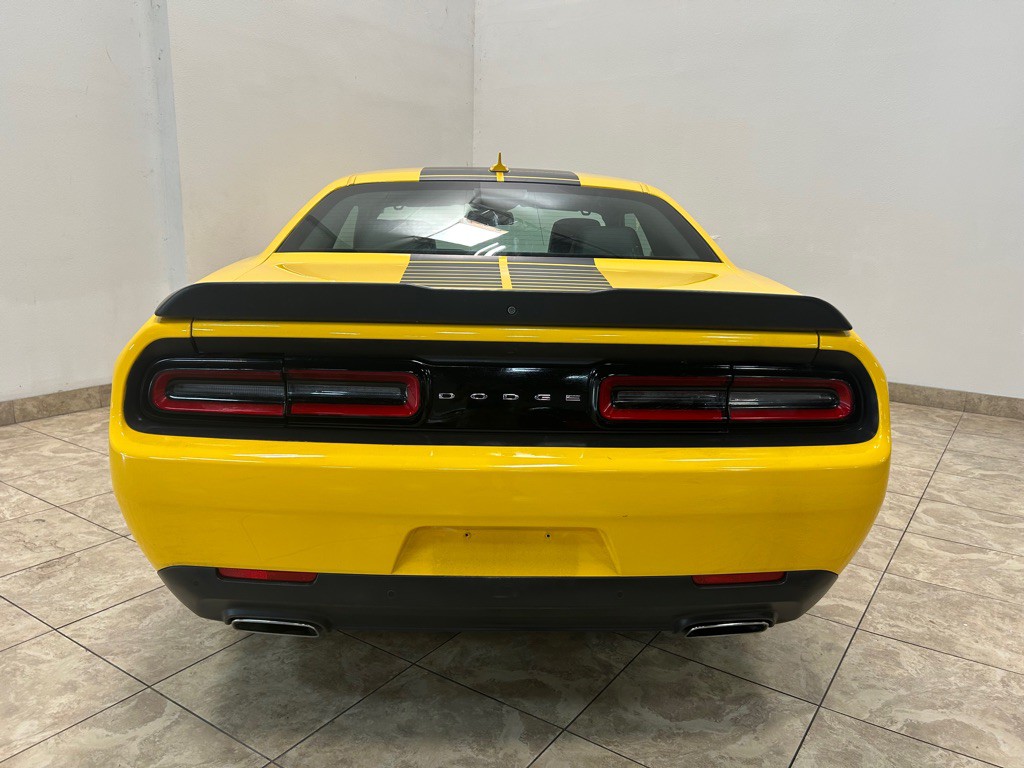 2018 Dodge Challenger Image 8