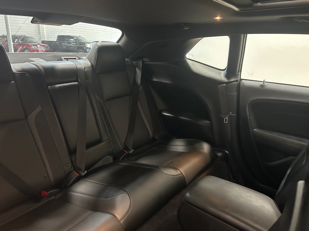2018 Dodge Challenger Image 29