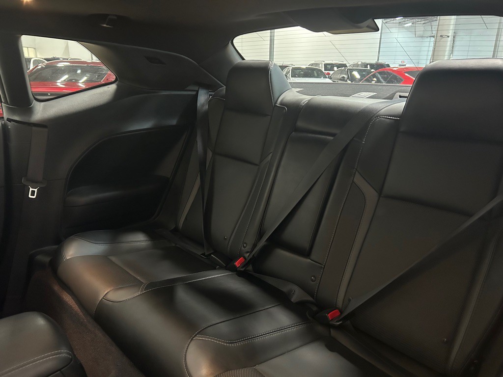 2018 Dodge Challenger Image 30