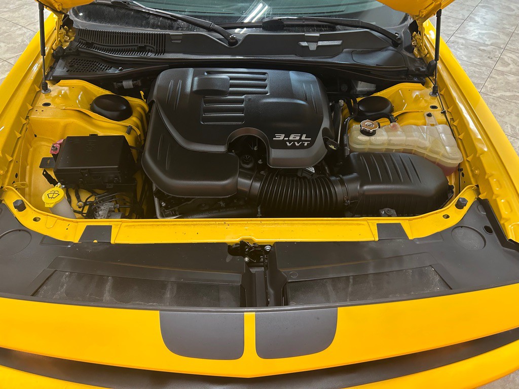 2018 Dodge Challenger Image 32