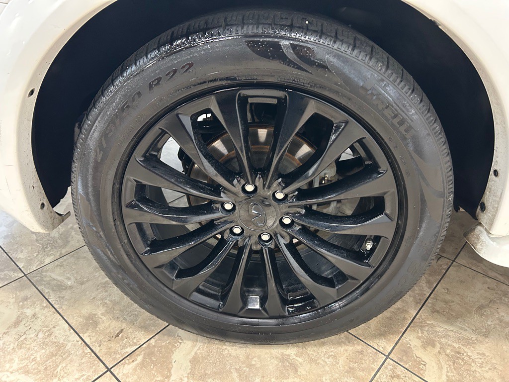 2018 INFINITI QX80 Image 12