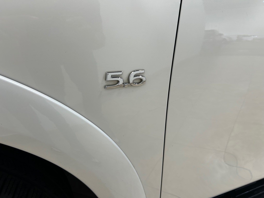 2018 INFINITI QX80 Image 13