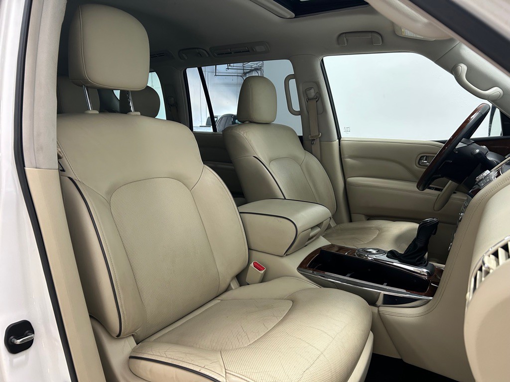 2018 INFINITI QX80 Image 33