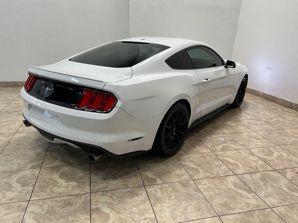 2015 Ford Mustang Image 7