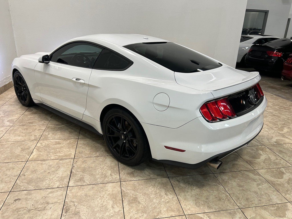 2015 Ford Mustang Image 9