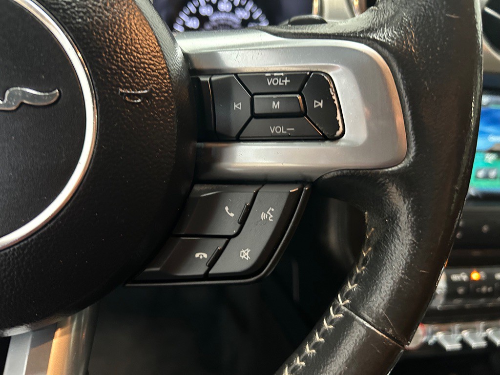 2015 Ford Mustang Image 19