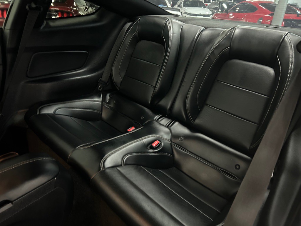 2015 Ford Mustang Image 32