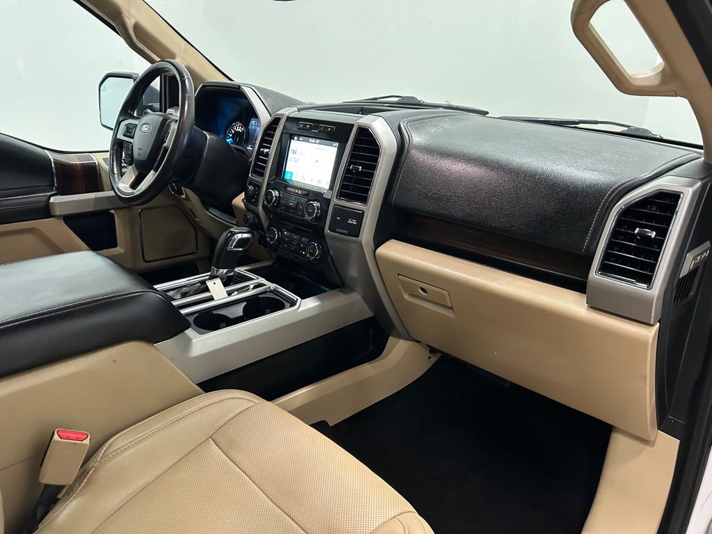 2017 Ford F-150 Image 32