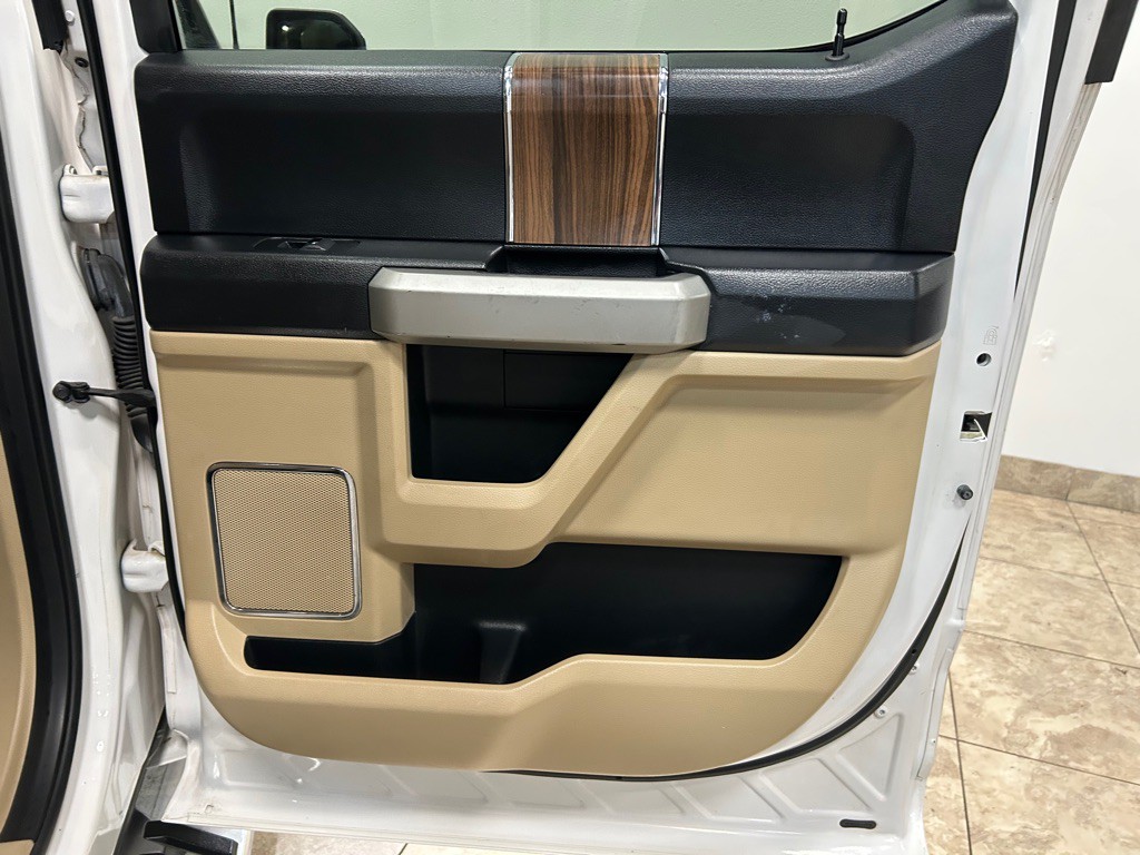 2017 Ford F-150 Image 39