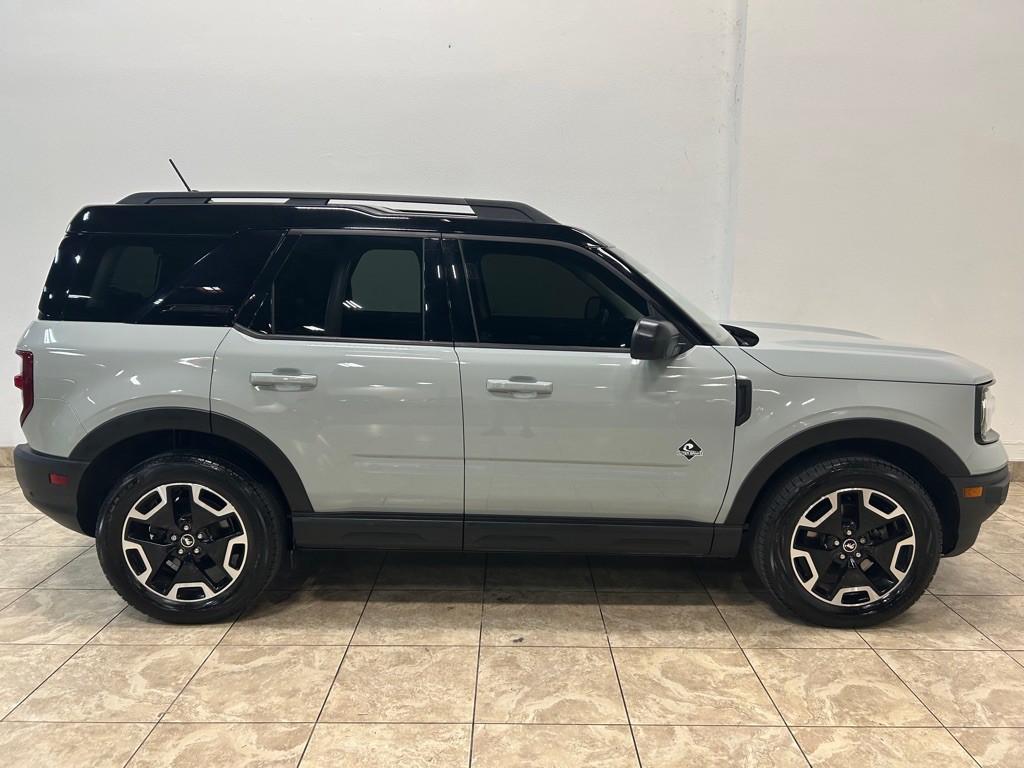 2021 Ford Bronco Image 6