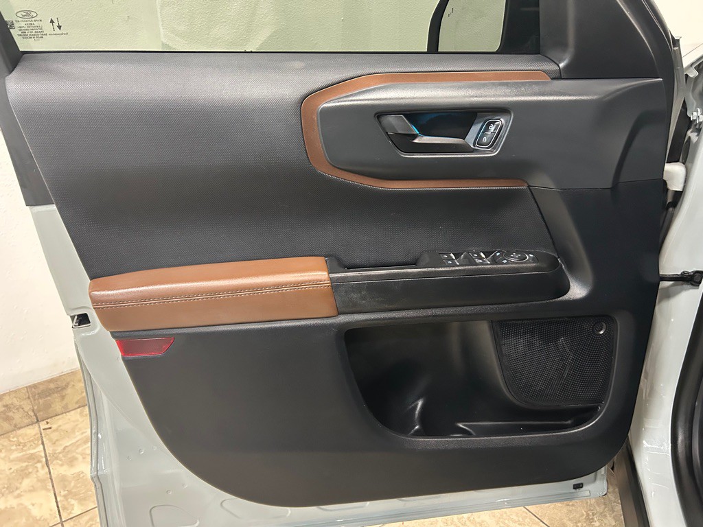 2021 Ford Bronco Image 17