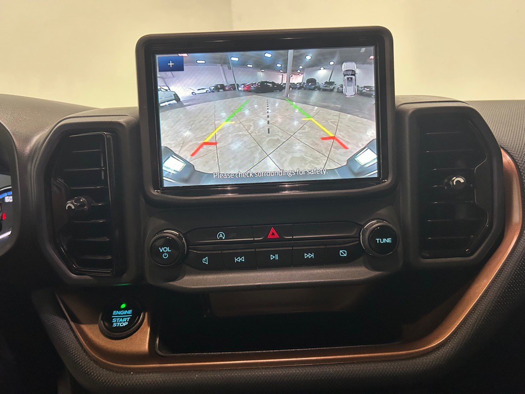 2021 Ford Bronco Image 25