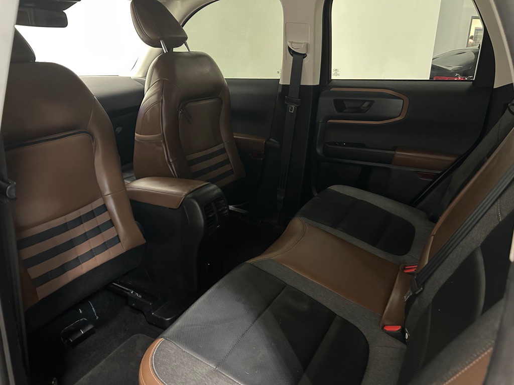 2021 Ford Bronco Image 38