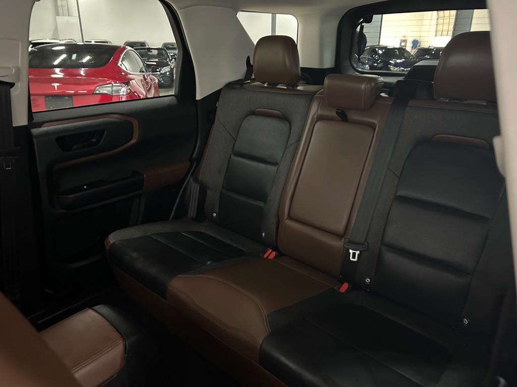 2021 Ford Bronco Image 39