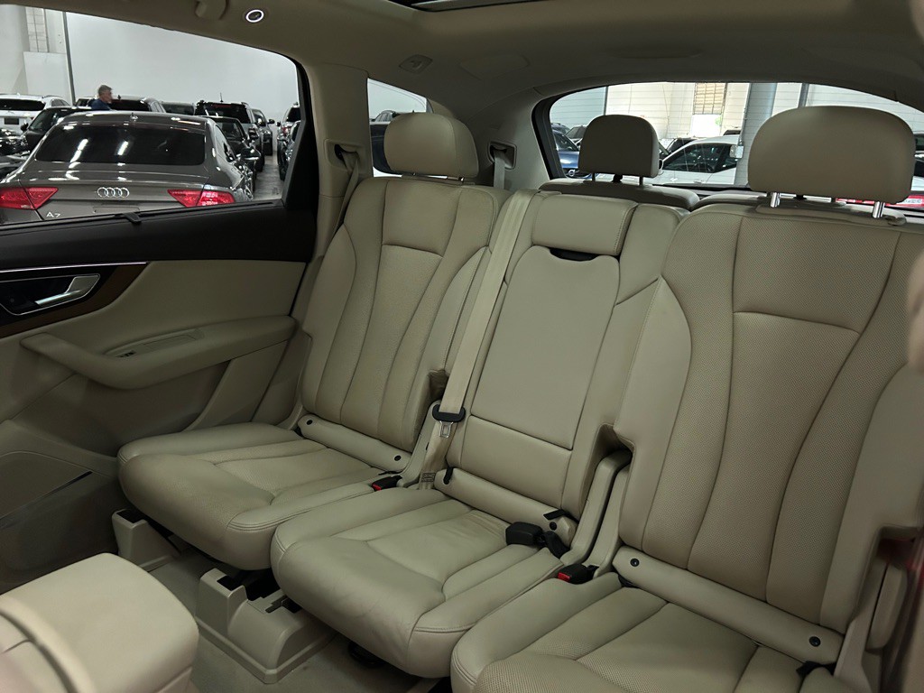 2017 Audi Q7 Image 39