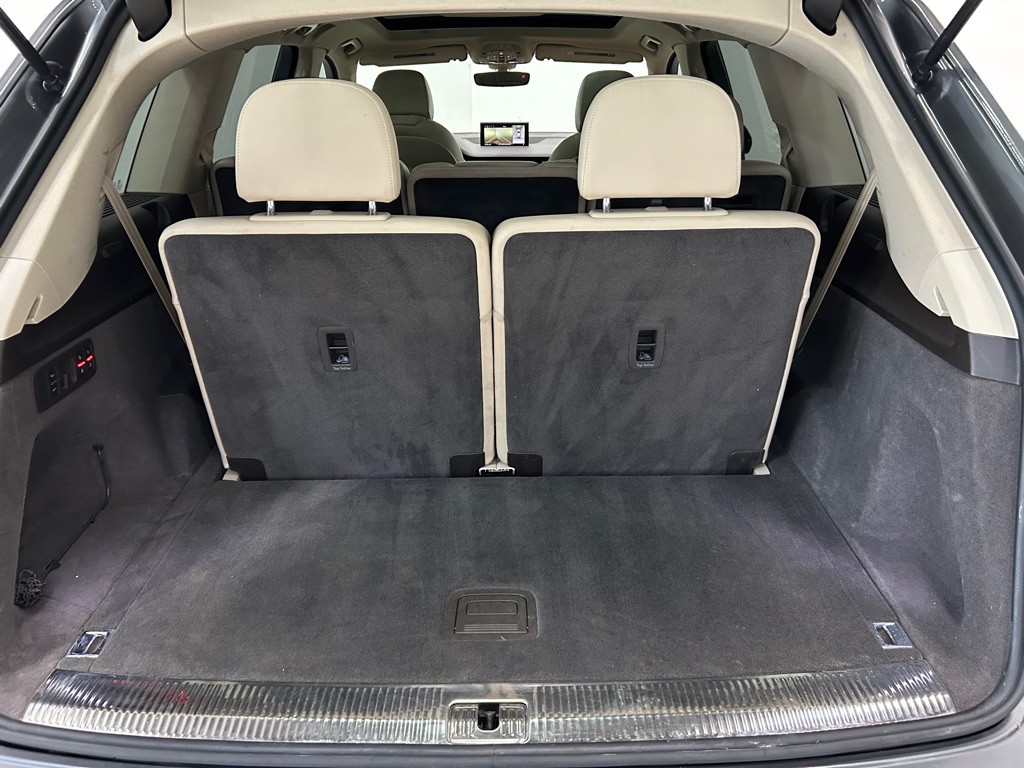 2017 Audi Q7 Image 44