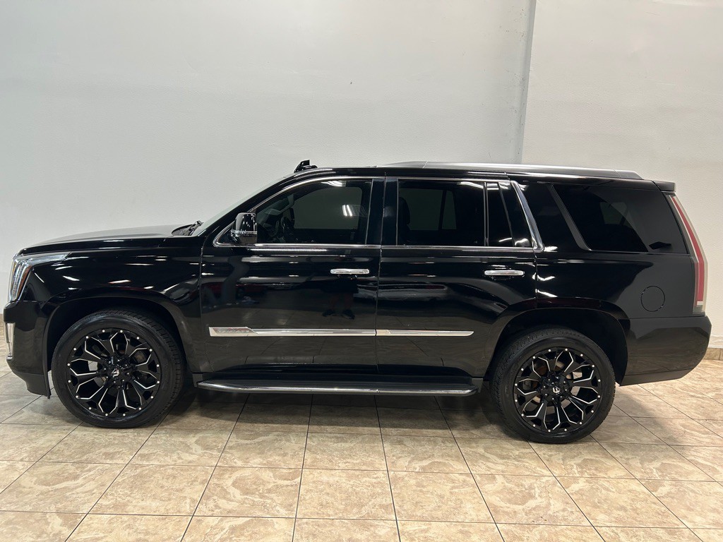2016 Cadillac Escalade Image 3