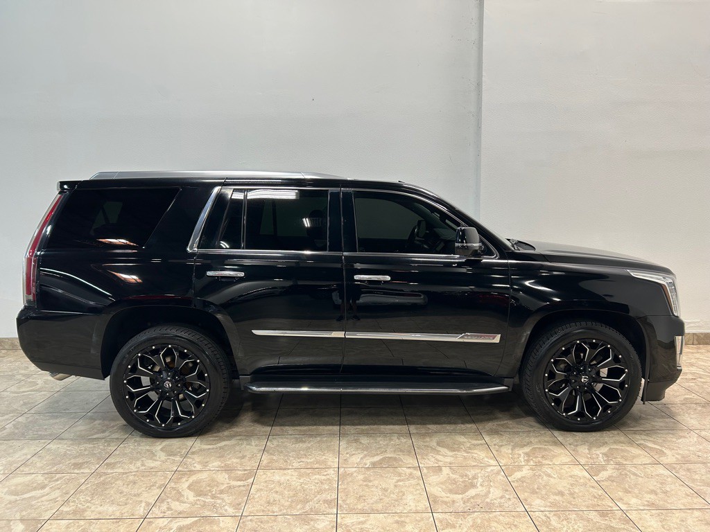 2016 Cadillac Escalade Image 5
