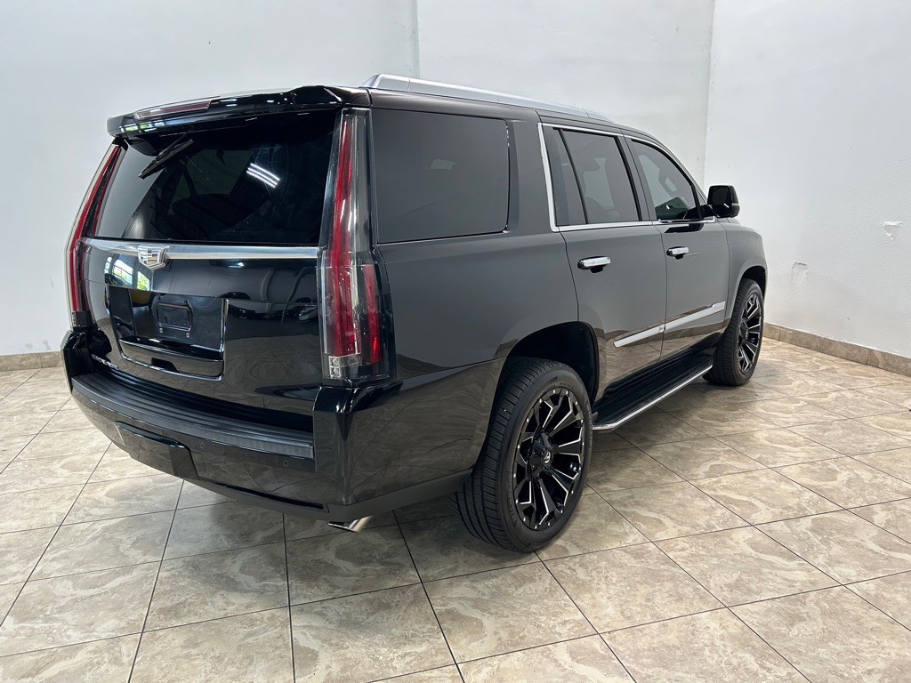 2016 Cadillac Escalade Image 6