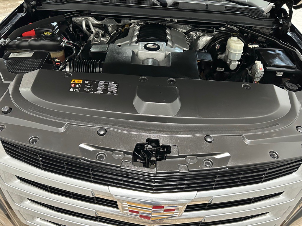 2016 Cadillac Escalade Image 42