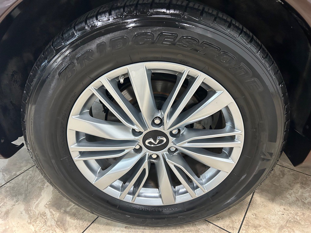 2019 INFINITI QX80 Image 14