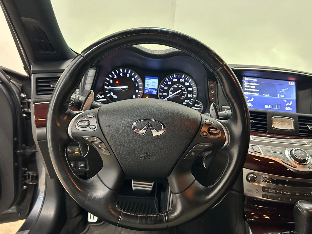 2017 INFINITI Q70 Image 21