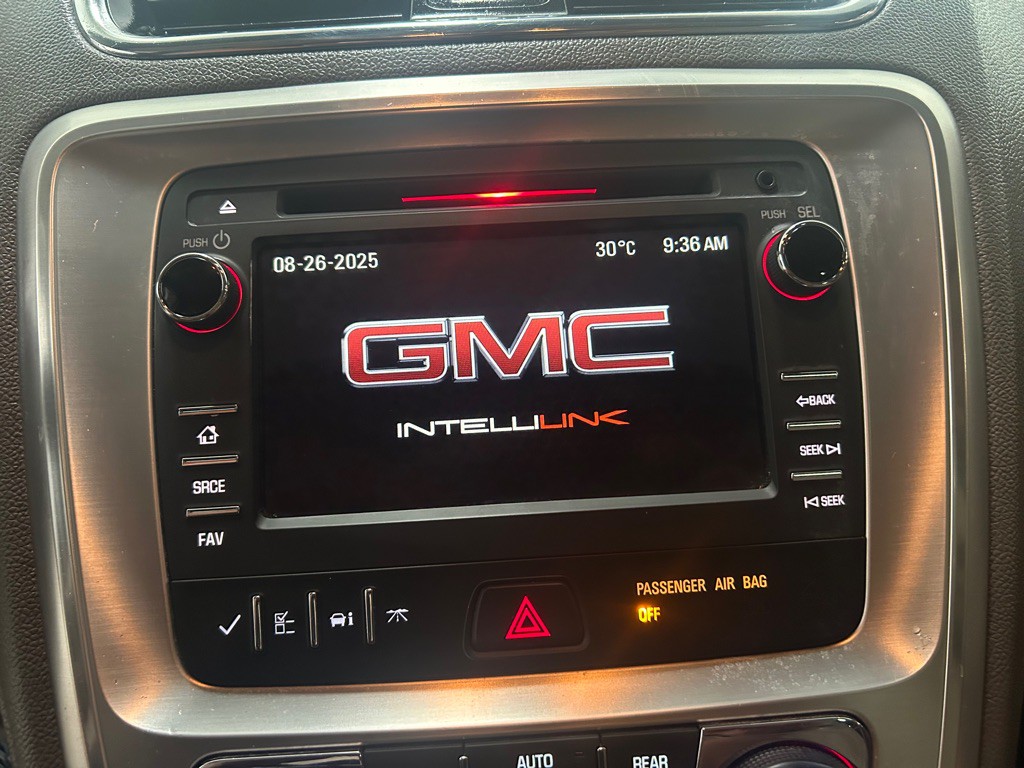 2016 GMC Acadia Image 21