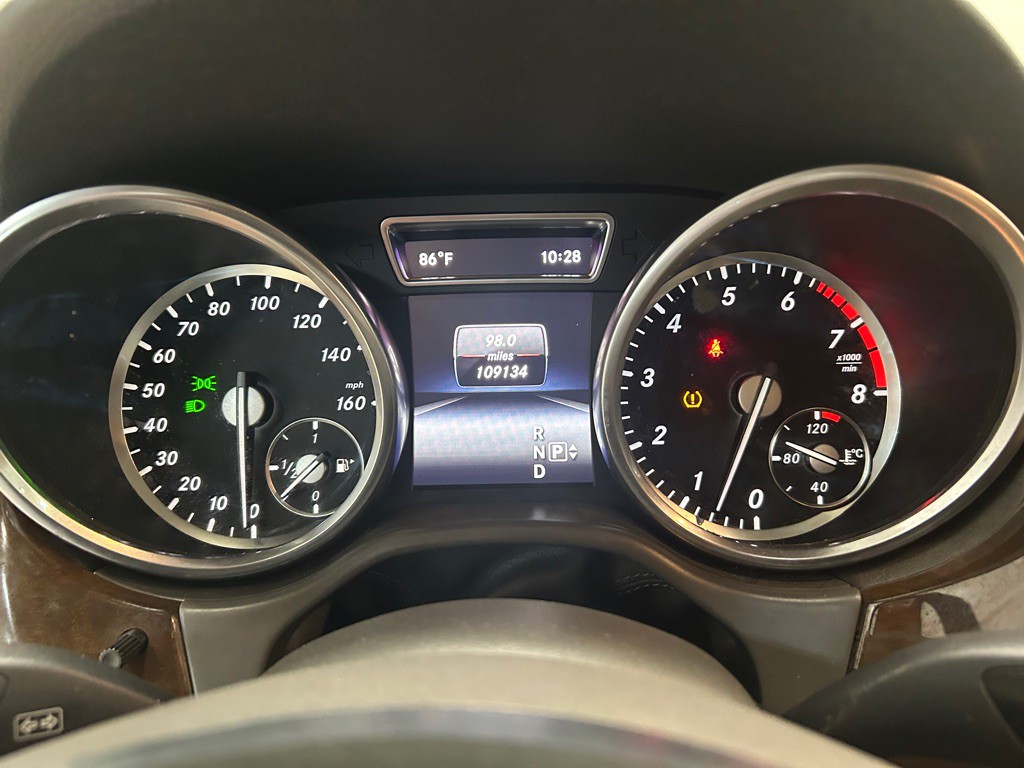 2015 Mercedes-Benz M-Class Image 16