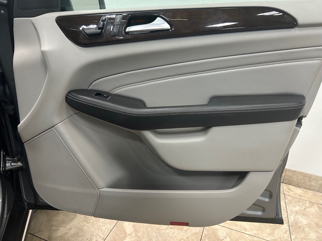 2015 Mercedes-Benz M-Class Image 23