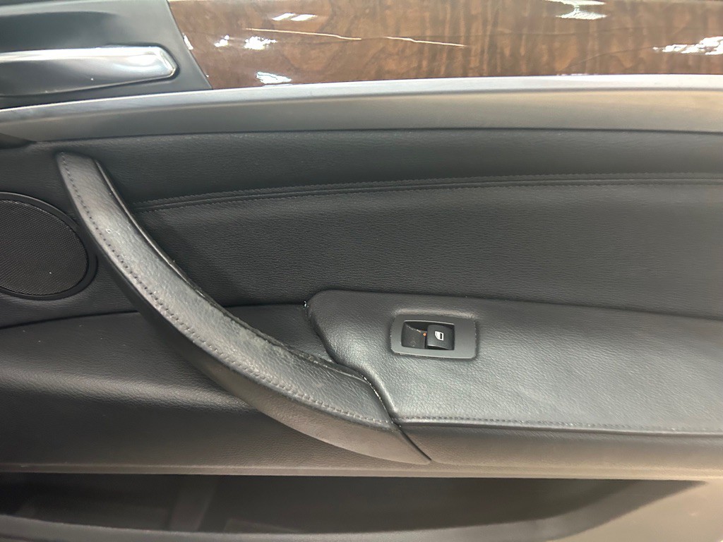 2013 BMW X6 Image 28
