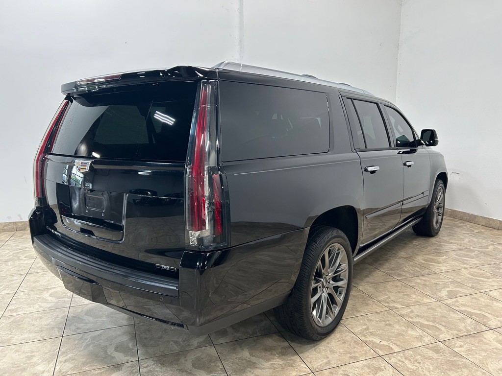 2020 Cadillac Escalade Image 6